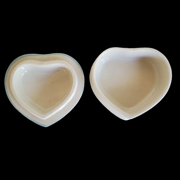 Vintage Holly Hobbie Trinket Box Blue Girl Heart Shaped Stoneware Japan 1978 - Picture 6 of 7